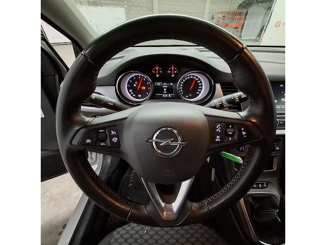 Personenauto, opel, astra - afbeelding 15 van  47