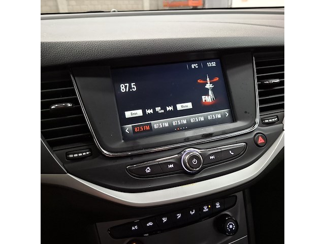 Personenauto, opel, astra - afbeelding 18 van  47