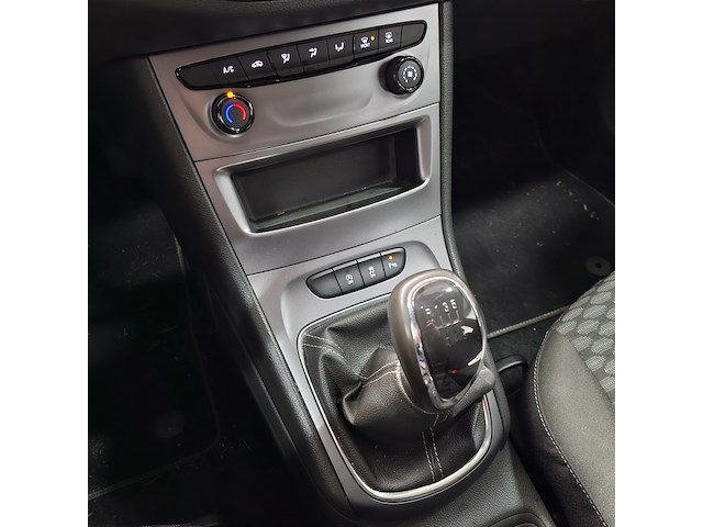 Personenauto, opel, astra - afbeelding 19 van  47