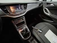 Personenauto, opel, astra - afbeelding 21 van  47
