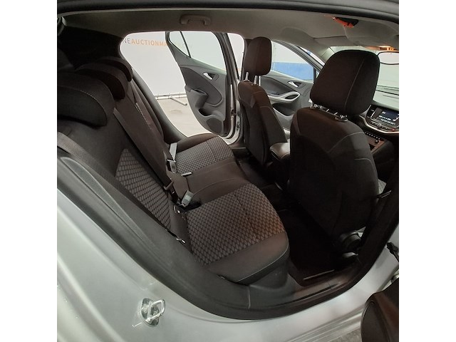 Personenauto, opel, astra - afbeelding 27 van  47