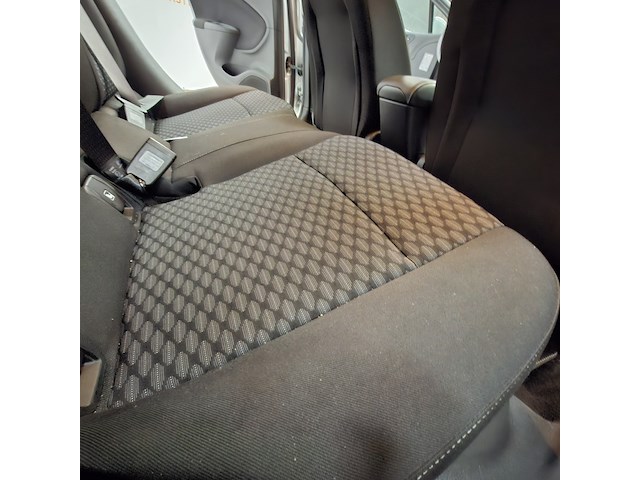 Personenauto, opel, astra - afbeelding 28 van  47