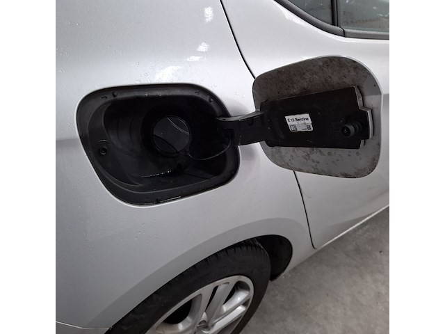 Personenauto, opel, astra - afbeelding 31 van  47