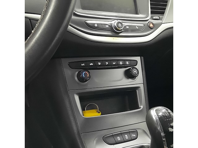 Personenauto, opel, astra - afbeelding 22 van  46