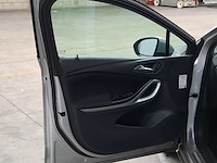 Personenauto, opel, astra - afbeelding 29 van  46