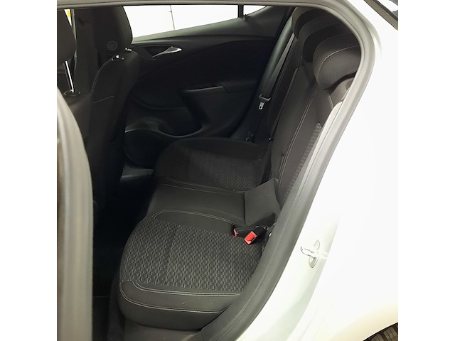 Personenauto, opel, astra - afbeelding 30 van  46