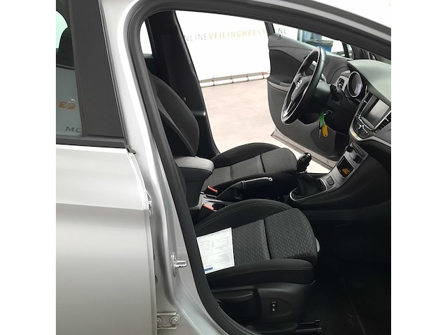Personenauto, opel, astra - afbeelding 35 van  46