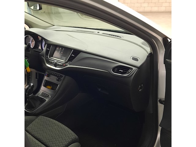 Personenauto, opel, astra - afbeelding 36 van  46