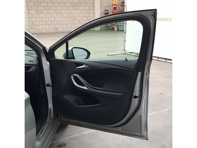 Personenauto, opel, astra - afbeelding 39 van  46