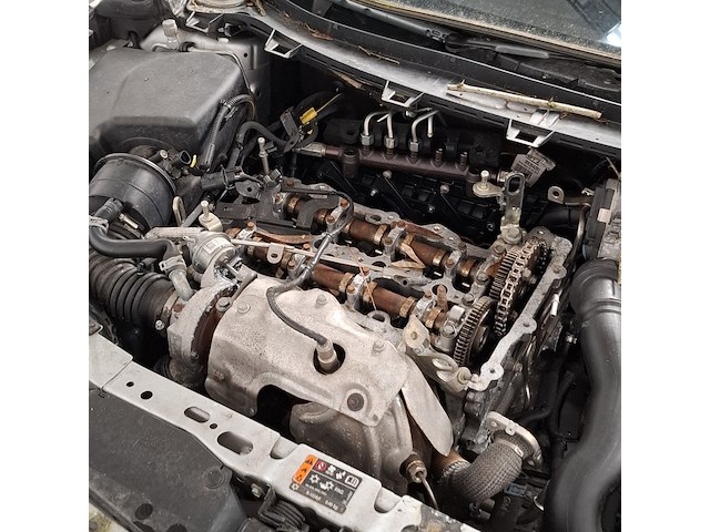 Personenauto, opel, astra - afbeelding 14 van  26