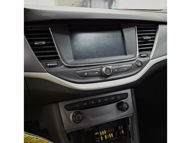 Personenauto, opel, astra - afbeelding 17 van  49