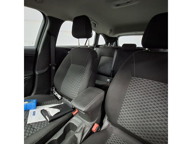 Personenauto, opel, astra - afbeelding 21 van  49