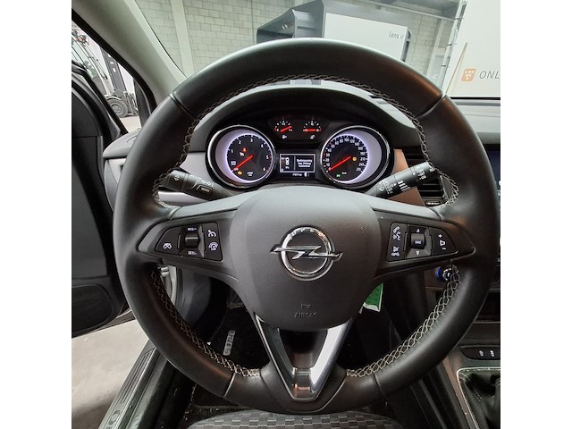 Personenauto, opel, astra - afbeelding 15 van  51