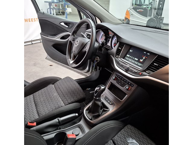 Personenauto, opel, astra - afbeelding 28 van  51
