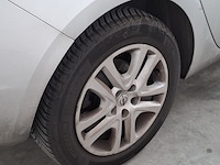 Personenauto, opel, astra - afbeelding 2 van  39