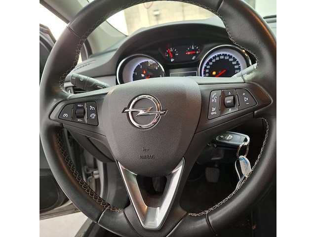Personenauto, opel, astra - afbeelding 8 van  39