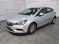 Personenauto, opel, astra - afbeelding 1 van  39