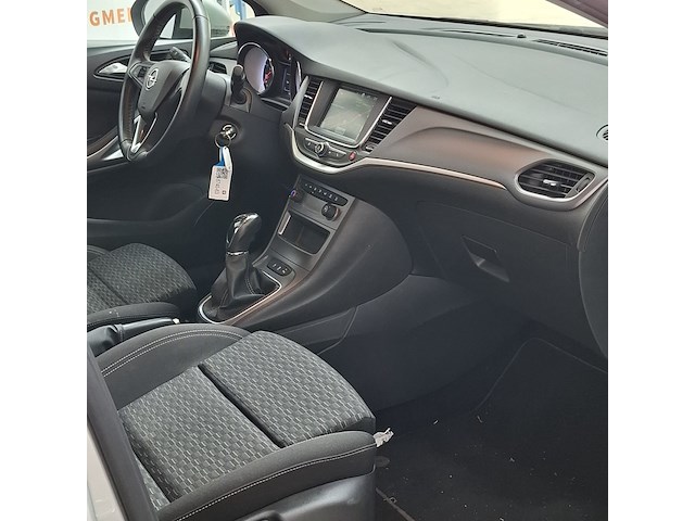 Personenauto, opel, astra - afbeelding 24 van  39