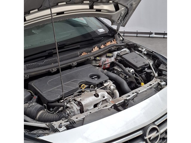 Personenauto, opel, astra - afbeelding 30 van  39