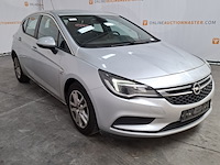 Personenauto, opel, astra - afbeelding 23 van  39