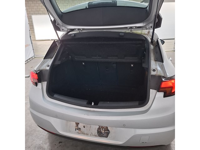 Personenauto, opel, astra - afbeelding 24 van  47
