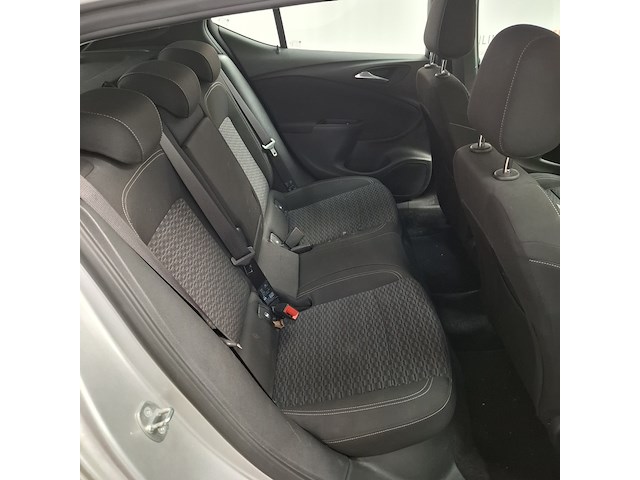 Personenauto, opel, astra - afbeelding 26 van  47