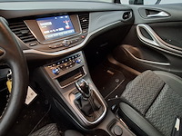 Personenauto, opel, astra - afbeelding 27 van  53