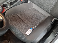 Personenauto, opel, astra - afbeelding 19 van  57