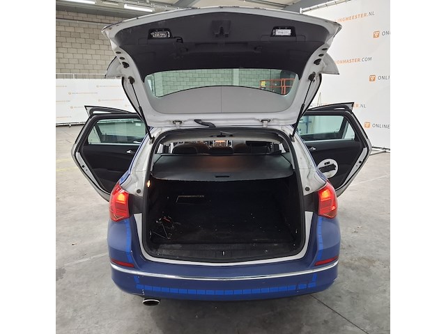 Personenauto, opel, astra - afbeelding 32 van  57