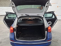 Personenauto, opel, astra - afbeelding 32 van  57