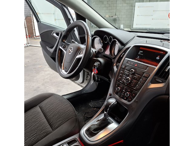 Personenauto, opel, astra - afbeelding 37 van  57