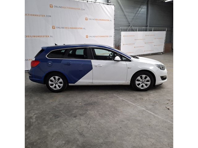 Personenauto, opel, astra - afbeelding 34 van  57
