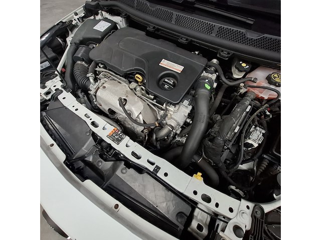 Personenauto, opel, astra - afbeelding 43 van  55