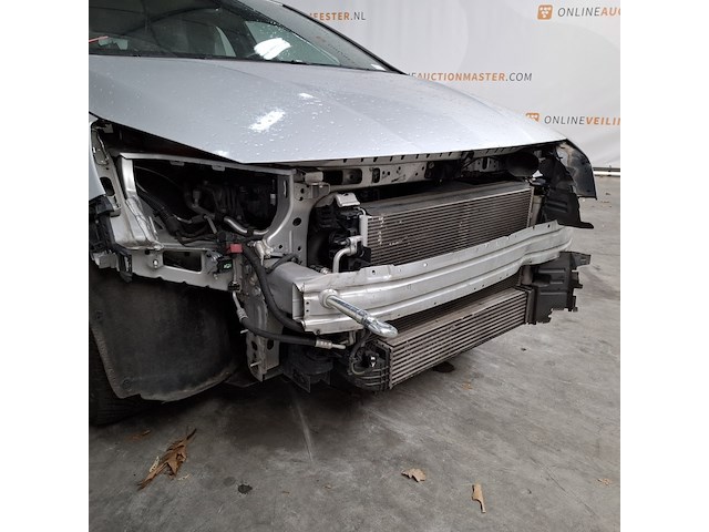 Personenauto, opel, astra - afbeelding 14 van  49