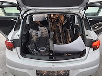 Personenauto, opel, astra - afbeelding 28 van  49