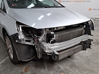 Personenauto, opel, astra - afbeelding 23 van  49