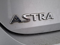 Personenauto, opel, astra - afbeelding 42 van  49