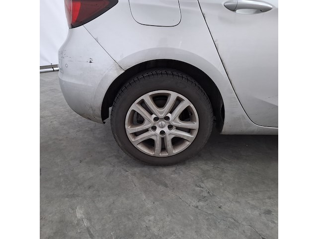 Personenauto, opel, astra - afbeelding 9 van  59