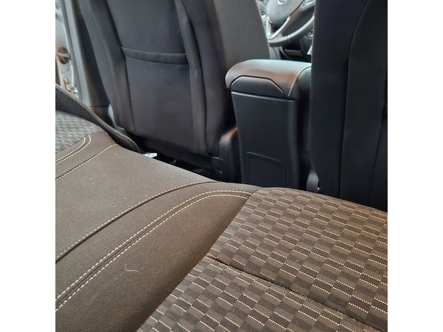 Personenauto, opel, astra - afbeelding 32 van  59