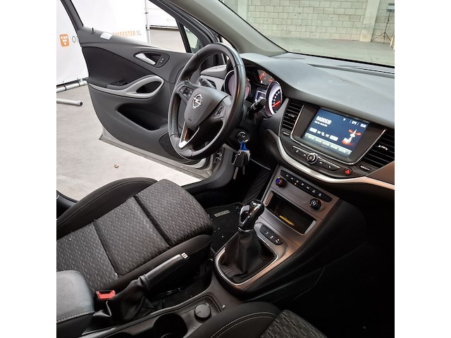 Personenauto, opel, astra - afbeelding 33 van  59