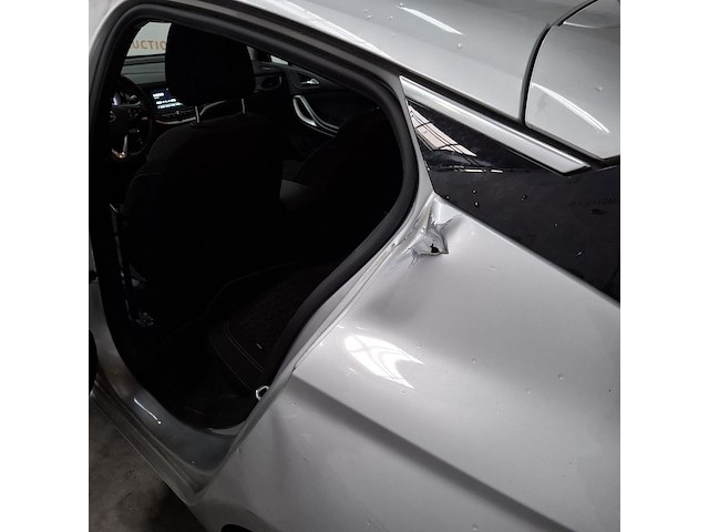 Personenauto, opel, astra - afbeelding 39 van  59