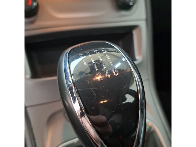 Personenauto, opel, astra - afbeelding 19 van  48