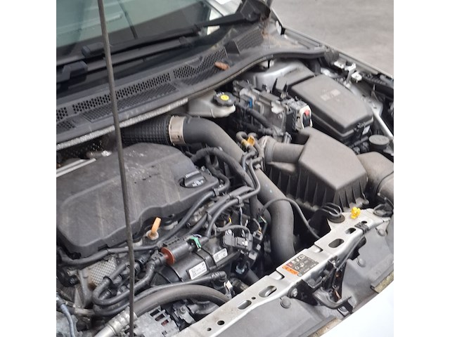 Personenauto, opel, astra - afbeelding 40 van  48