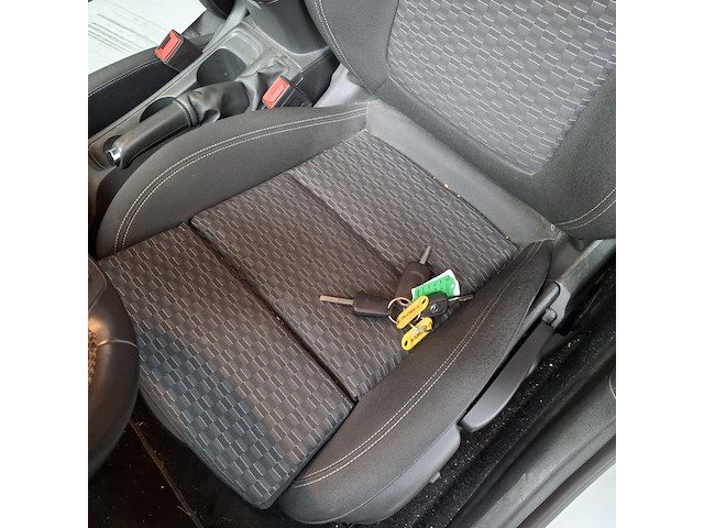 Personenauto, opel, astra - afbeelding 68 van  114