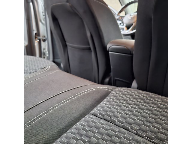 Personenauto, opel, astra - afbeelding 29 van  57