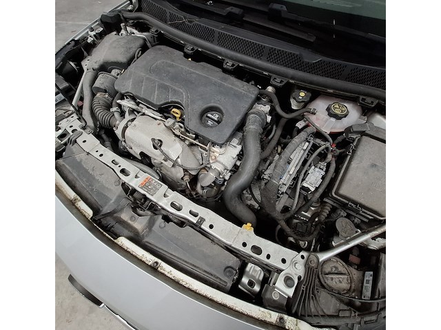 Personenauto, opel, astra - afbeelding 38 van  57