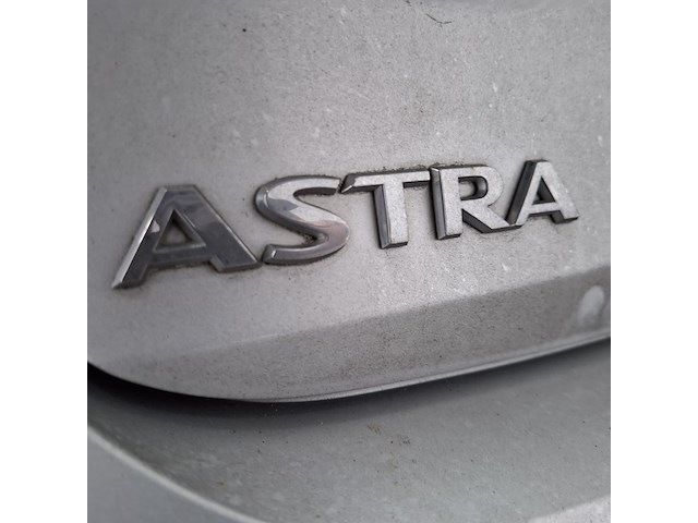 Personenauto, opel, astra - afbeelding 41 van  57