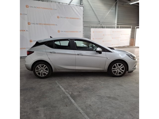 Personenauto, opel, astra - afbeelding 56 van  57