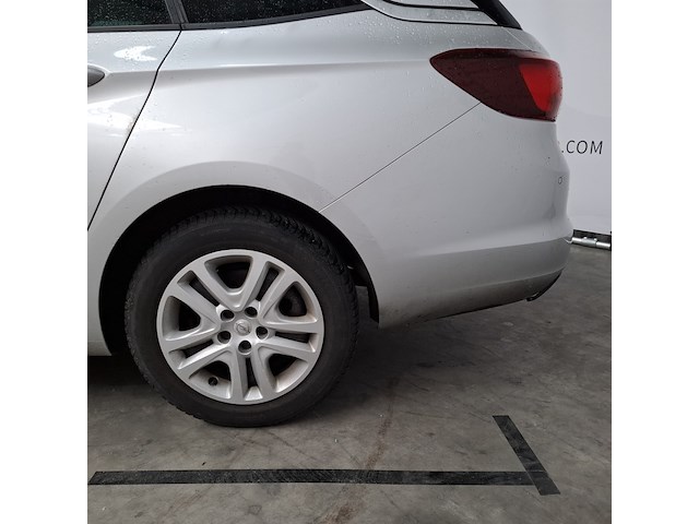 Personenauto, opel, astra - afbeelding 4 van  52