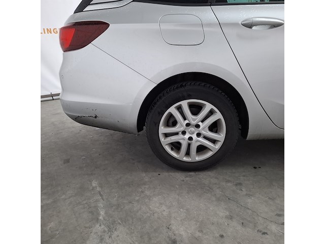 Personenauto, opel, astra - afbeelding 6 van  52